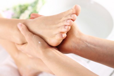 Ayurvedische Fuß und Beinmassage